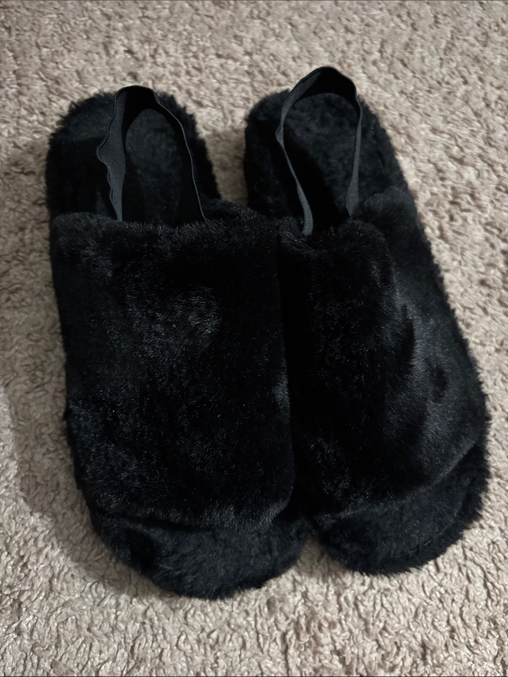 Black Faux Fur Slide Slippers - Women